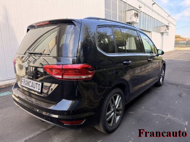 Volkswagen Touran 2.0 TDI 150 CV SCR DSG Executive BlueMotion Tech. - foto 3 di 4