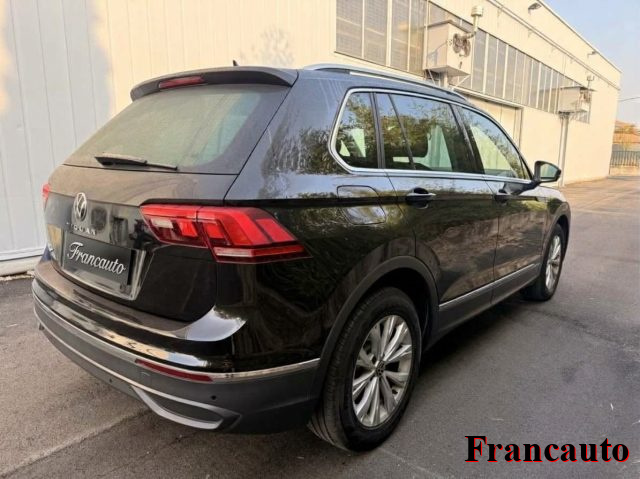 Volkswagen Tiguan 2.0 TDI 150 CV SCR DSG Life - foto 4 di 4