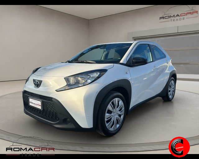 Toyota Aygo X 1.0 VVT-i 72 CV 5 porte Active S-CVT - foto 2 di 4