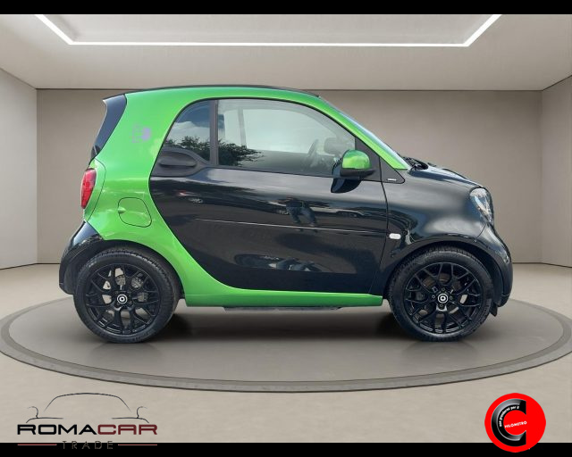 smart forTwo electric drive Passion - foto 2 di 4
