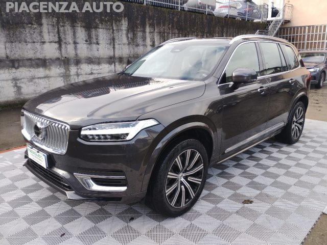 Volvo XC90 B5 (d) AWD automatico 7 posti Plus Bright - foto 3 di 4