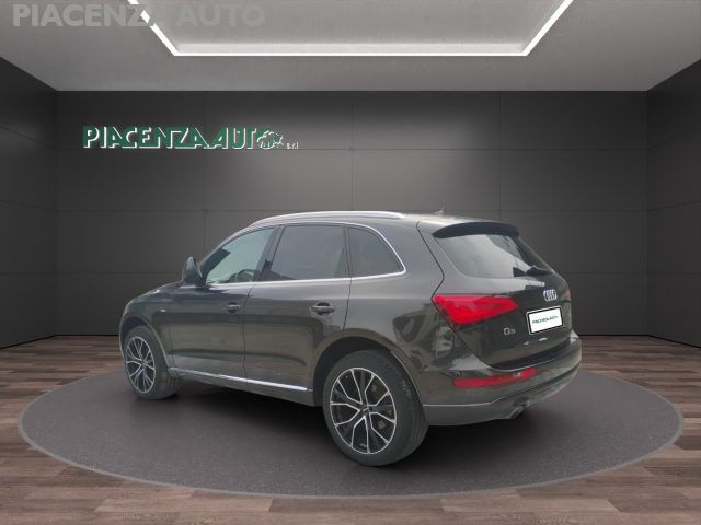 Audi Q5 2.0 TDI 177CV...S LINE..CERCHI 20..FARI LED - foto 4 di 4