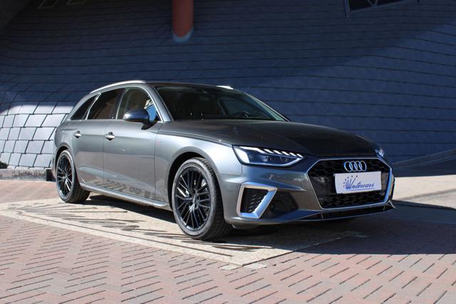 Audi A4 Avant 40TFSI S-line-LED-19" - foto 2 di 4