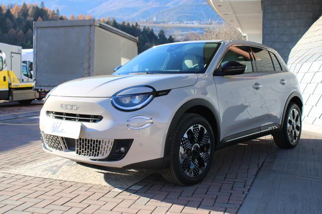 Fiat 600 Hybrid 110 CV DCT MHEV La Prima II - foto 4 di 4