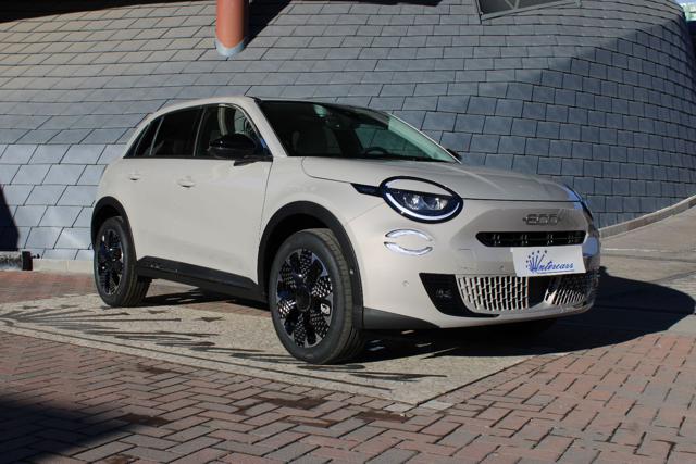 Fiat 600 Hybrid 110 CV DCT MHEV La Prima II - foto 2 di 4