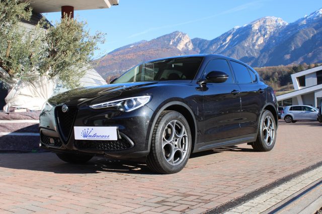 Alfa Romeo Stelvio 2.2 Turbodiesel 160cv VELOCE TETTO-H&K-PELLE - foto 2 di 4