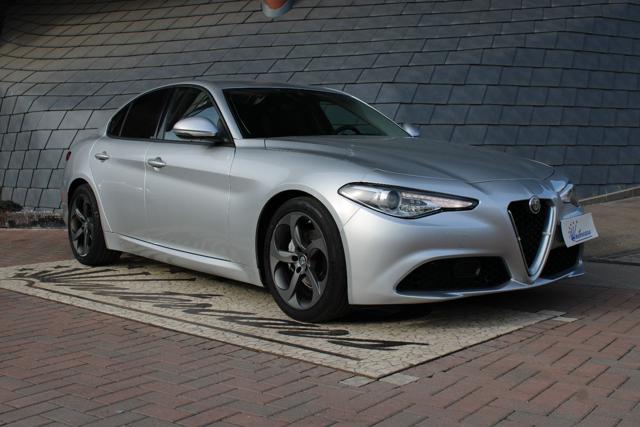 Alfa Romeo Giulia 2.2 TD 150CV AT8 Super-VINCOLO FINANZIAMENTO - foto 2 di 4