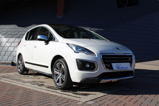 Peugeot 3008 HYbrid4 4x4-GANCIO-TETTO - foto 2 di 4