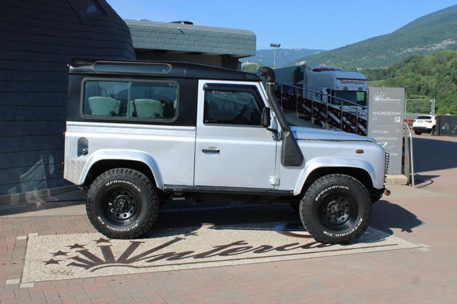 Land Rover Defender 90 2.5Td5 SE 6 POSTI-CLIMA-GANCIO usato a DENNO