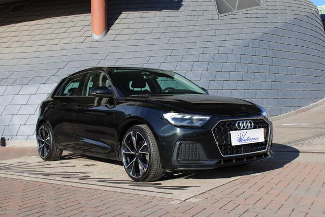 Audi A1 SPB 35TFSI LED-18" -*VINCOLOFINANZIAMENTO* - foto 2 di 4
