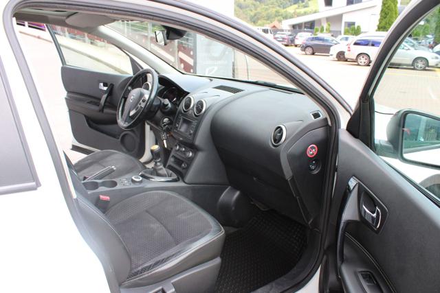 Nissan Qashqai 1.6 dCi 4WD TEKNA usato a DENNO