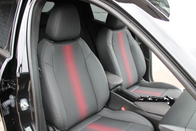 Alfa Romeo Junior 1.2 145cv Hybrid eDCT6 Speciale, del 2025, in vendita a Denno (TN)