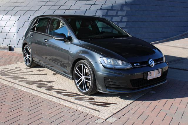 Volkswagen Golf GTD 2.0 TDI DSG 5p. BlueMotion Technology usato a DENNO