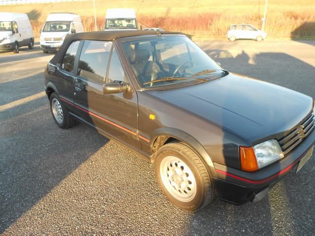 Peugeot 205 CTI CABRIO - foto 3 di 4