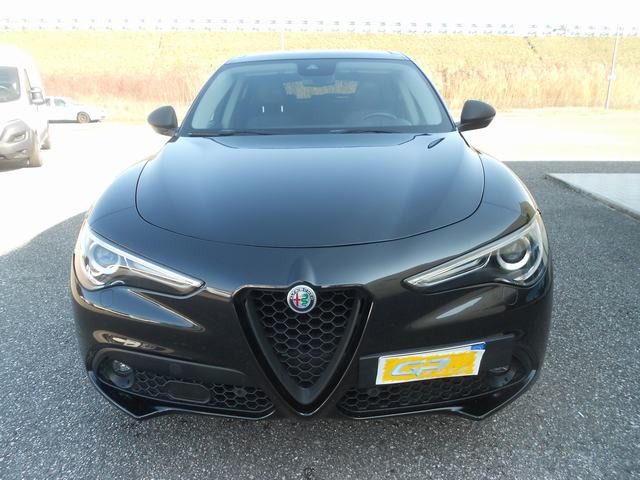 Alfa Romeo Stelvio SUPER Q4 - foto 2 di 4
