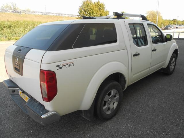 Nissan Navara double cab sport - foto 4 di 4