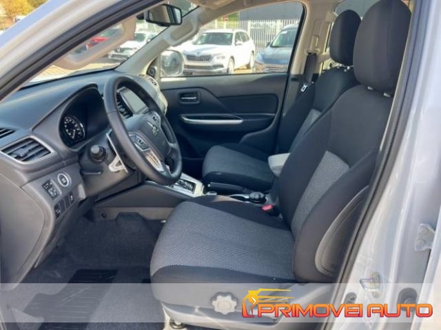 Mitsubishi L200 2.3 D Double Cab 4x4 Super Select P1 Intense 001 - foto 2 di 4