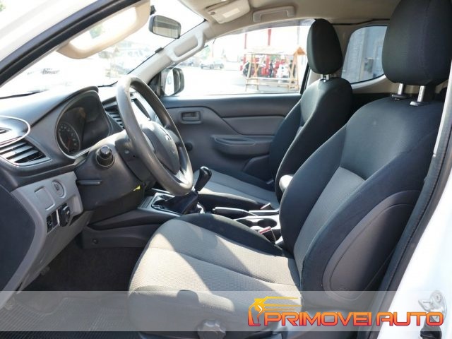 Mitsubishi L200 2.4 DI-D/154CV Single Cab - foto 2 di 4