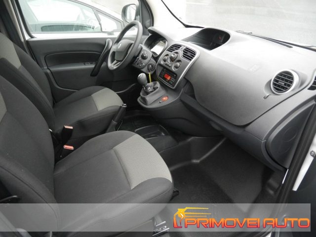 Renault Kangoo Blue dCi 95CV Maxi - foto 2 di 4