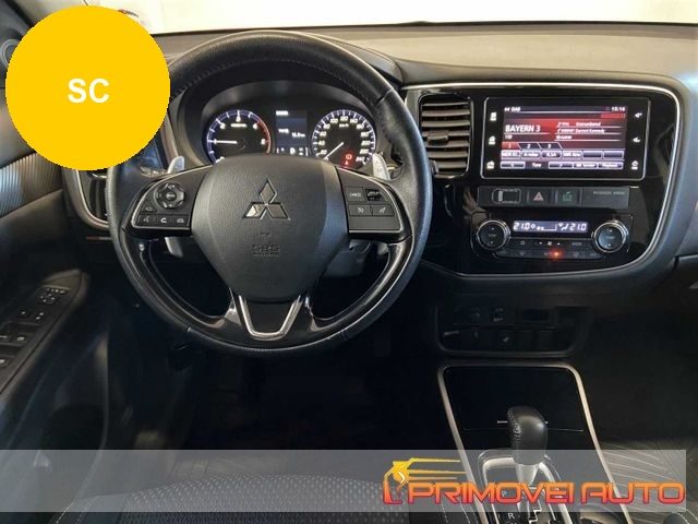 Mitsubishi Outlander 2.2 DI-D 4WD AT usato a CASTELNUOVO RANGONE