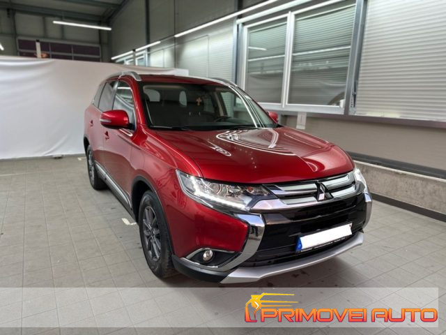 Mitsubishi Outlander 2.0 MIVEC 2WD Intense - foto 3 di 4
