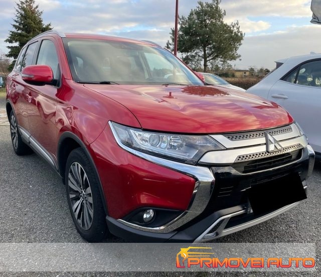 Mitsubishi Outlander 2.0 2WD CVT Diamond - foto 4 di 4