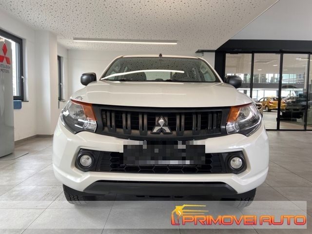 Mitsubishi L200 2.4 DI-D/154CV 4X4 - foto 4 di 4