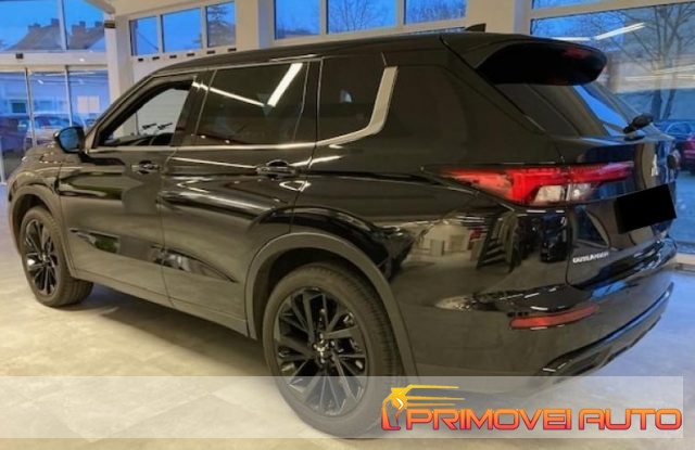 Mitsubishi Outlander 2.5 2WD CVT Black Edition - foto 4 di 4