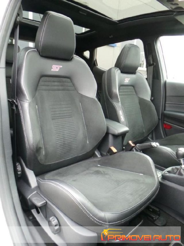 Ford Fiesta 1.5 Ecoboost 200 CV 5 porte ST - foto 3 di 4