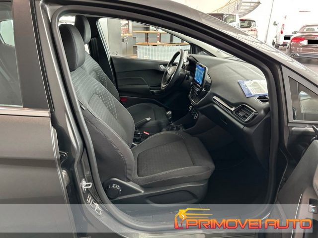 Ford Fiesta 1.0 Ecoboost Hybrid 125 CV 5 porte Titanium - foto 3 di 4