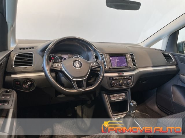 Volkswagen Sharan 2.0 TDI 150 CV Highline usato a CASTELNUOVO RANGONE