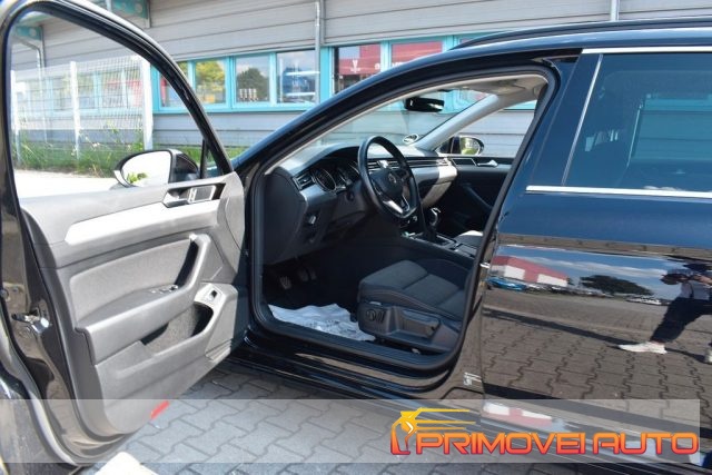 Volkswagen Passat Variant 1.5 TSI ACT Business - foto 2 di 4