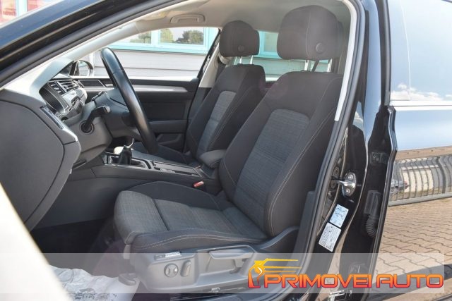Volkswagen Passat Variant 1.5 TSI ACT Business - foto 3 di 4