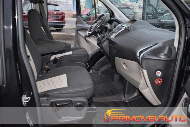 Ford Transit Custom 300 2.2 TDCi 155CV PC Combi - foto 3 di 4