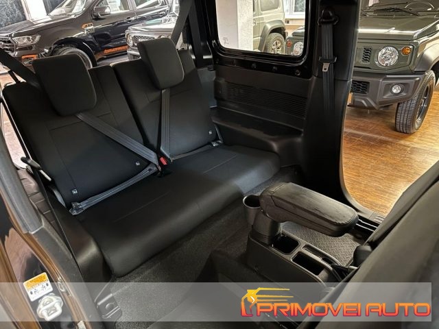 Suzuki Jimny 1.5 4AT Top, del 2019, 39.000 km, in vendita a Castelnuovo Rangone (MO)