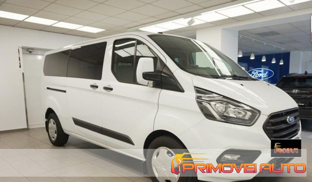 Ford Tourneo Custom 320 2.0 TDCi 105CV L2 Trend - foto 4 di 4