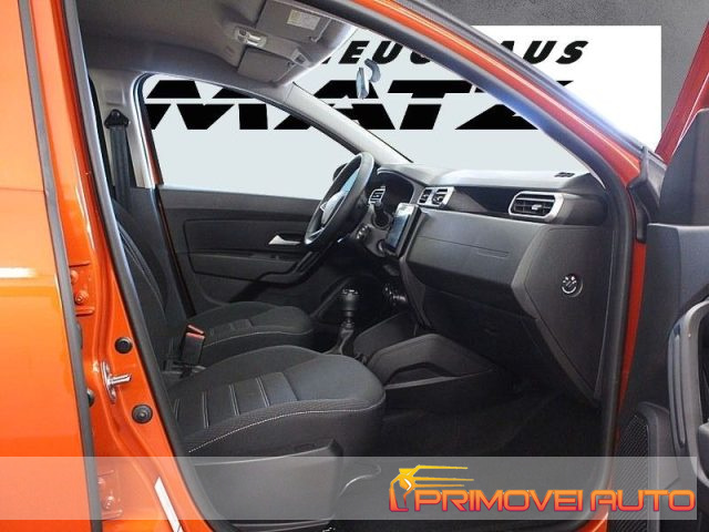 Dacia Duster 1.5 Blue dCi 8V 115 CV 4x4 - foto 2 di 4