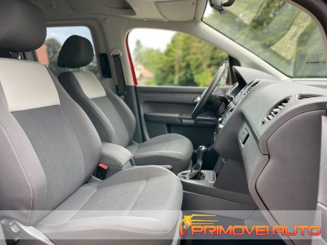Volkswagen Caddy 1.6 TDI 102 CV 5p. Trendline - foto 3 di 4