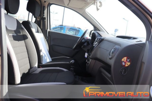 Dacia Dokker Stepway 1.3 TCe 130CV - foto 4 di 4