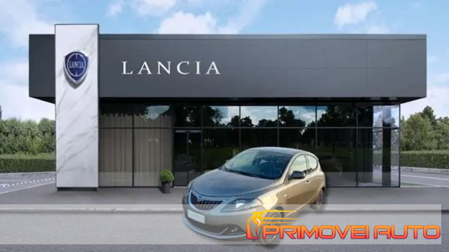 Lancia Ypsilon 1.0 FireFly 5 porte S&S Hybrid Platino usato a CASTELNUOVO RANGONE