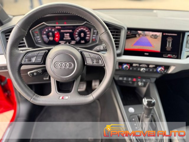 Audi A1 citycarver 30 TFSI S Line - foto 2 di 4