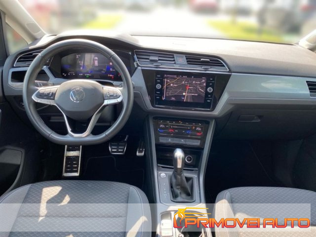 Volkswagen Touran 1.5 TSI ACT Active BlueMotion Technology usato a CASTELNUOVO RANGONE