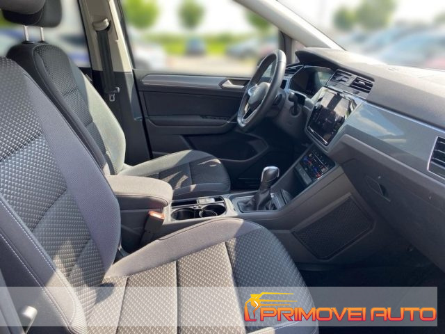 Volkswagen Touran 1.5 TSI ACT Active BlueMotion Technology - foto 3 di 4
