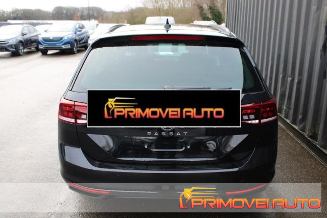Volkswagen Passat Variant 2.0 TDI SCR 122 CV EVO DSG STYLE - foto 4 di 4