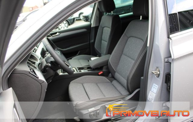 Volkswagen Passat Variant 1.5 TSI ACT DSG Style - foto 4 di 4