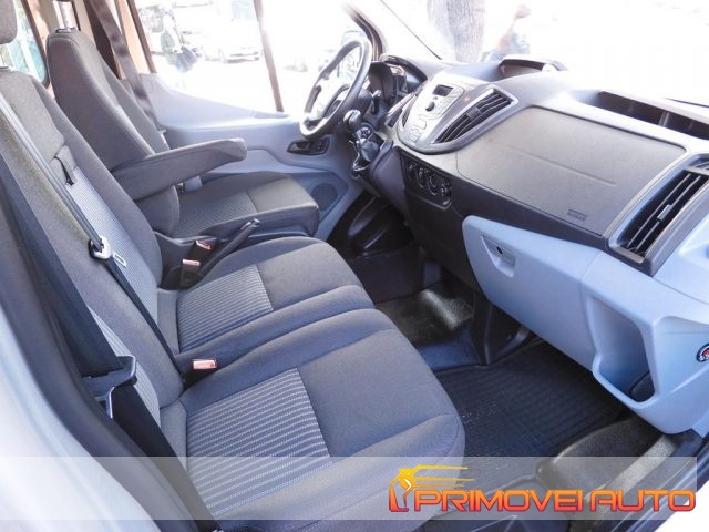Ford Transit 350 2.0TDCi EcoBlue 130CV L3 Combi - foto 3 di 4