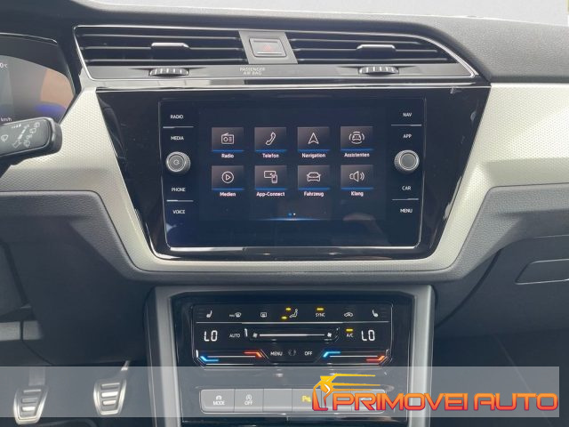 Volkswagen Touran 1.5 TSI ACT Move BlueMotion Technology - foto 3 di 4
