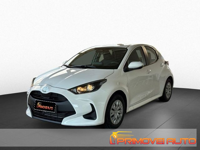 Toyota Yaris 1.5 Hybrid 5 porte km 0 a CASTELNUOVO RANGONE