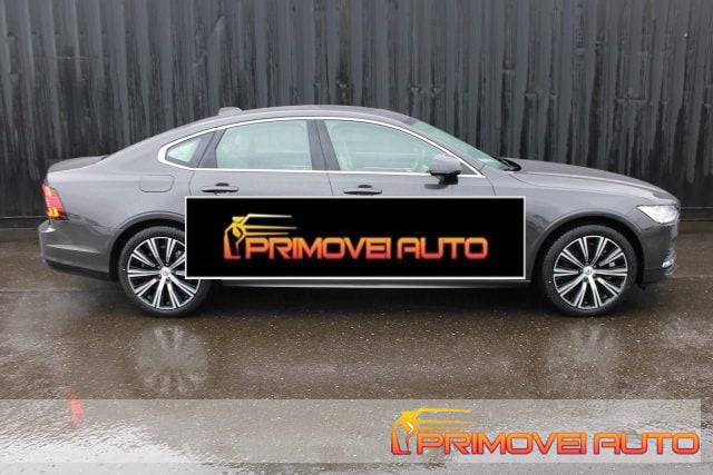 Volvo S90 T8 Recharge AWD Plug-in Hybrid aut. Ultimate Brigh, del 2023, 1.065 km, in vendita a Castelnuovo Rangone (MO)