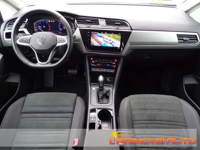 Volkswagen Touran 2.0 TDI 150 CV SCR DSG Business BlueMotion Technol usato a CASTELNUOVO RANGONE